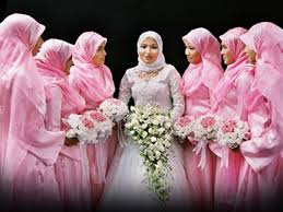 Muslim Bride and Wedding~ on Pinterest | Muslim Brides, Hijabs and ...