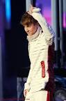 Justin Bieber American Music Awards 2011 Pictures | The Justin ...
