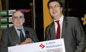 Offenburg: E-Werk spendet an OFV: Jan Rieken - badische-