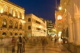 Destination at a Glance - Singapore