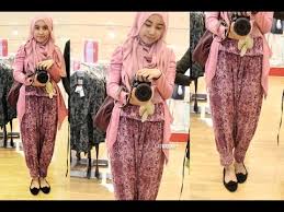 Iinspirasi Busana Style Hijab Trendy bercelana ala Siti Juwariyah ...
