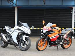 Perbandingan Performa Ninja 250 vs Honda CBR250R Terbaru | Berita ...