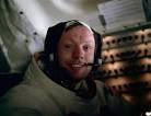 Neil Armstrong, First Human to Walk on Moon, Dies at 82 | Wired ...