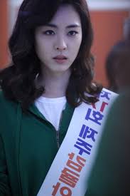 Although it is unclear who Ji Young partnered with to try and become Miss Korea, fans can catch the actress stirring things up with her beauty in the ... - lee-yeon-hee-miss-korea-3