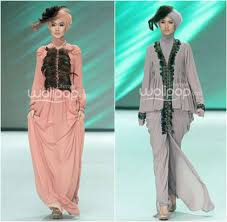 Hijab Style: Busana Muslim Unik dengan Aksen Bulu Karya Desainer ...