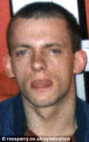 Detectives took Paul Maxwell murder case witness Karl Chapman to ... - article-2017179-0D19981600000578-104_226x358