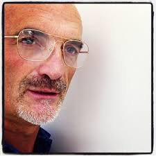 auto-portrait de Bruno Curtil avec les lunettes Hervé Domar - lunettesmetalhervedomar