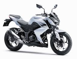 8 Produk motor sport Kawasaki Ninja terbaru