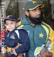 Mohd Yusuf, Sports Photo, Pakistan cricketer Mohd Yusuf ... - Mohd-Yusuf-son