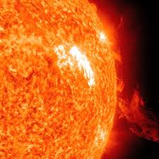 %name Tempesta Solare in arrivo ma .. nessuno lo dice. Video. Traduzione articolo: As the Sun Awakens, NASA Keeps.