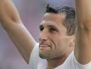 Hasan Salihamidzic winkt beim Saisonfinale 2007 den Bayern-Fans zu - der ...