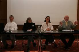 Dr. Dietrich Grünewald, Prof\u0026#39;in Dr. Bettina Kümmerling-Meibauer und Prof. Dr. Otto Brunken während der abschließenden Diskussion
