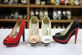 359toko-sepatu-high-heels-wanita-murah.jpg