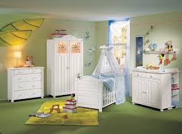 أجمل غرف نوم للأطفال... - صفحة 5 Images?q=tbn:ANd9GcT-NBBRJc4st87KsfUV58JTbGhqgEZPo5ojlYBOgb2mPy-oZt3gnA