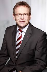 Karl Heinz Hausmann Für uns im Landtag. - Presseservice - karl_heinz_hausmann_2012