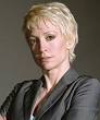 Nana Visitor plays First Officer Major Kira Nerys, a Bajoran female who is a ... - main-visitor