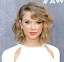Taylor Swifts 1989: 6 Times She Sings About Her Red Lips, Fab.