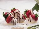 White Chocolate-Dipped Strawberries Recipe from Betty Crocker