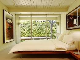 Creating Modern Bedroom Designs with Floating Bed - Home Interior ...