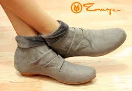 Buy Sepatu Sandal Flat-Boots Deals for only Rp 62.000 instead of ...