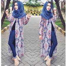 Hijab Style: Gaya Busana Si Cantik Asal Surabaya, Nafira - 3