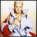 ROBYN – Dancing On My Own | The Chuckness