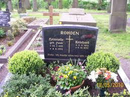 Grab von Reinhard Rohden (02.03.1912-09.12.1972), Friedhof Breinermoor - bc083