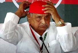 Lucknow: Samajwadi Party supremo Mulayam Singh Yadav today appeared to keep open the option of joining the race for Prime Ministership in 2014. - Mulayam_Singh_Yadav_PTI_Sept12_295