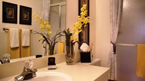 Bathroom Decor Ideas from Celebrity Homes - Rent.com Blog