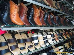 Foto Galeri Pusat Industri Sepatu Di Wedoro