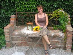 Hannelore Kessler ist stolz auf ihren Garten, den sie unter dem ... - 63675_web