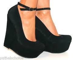 Black wedge heels for different places | KeepUpStyle