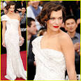 Milla Jovovich – OSCARS 2012 Red Carpet | 2012 Oscars, Milla ...