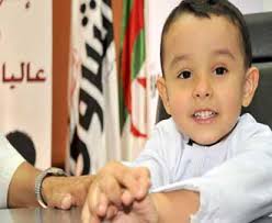 فيديو الطفل المعجزة: عمره 3 سنوات ويحفظ القرآن بطلاقة 24863yu-std