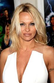 Tags : Pamela Anderson