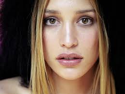 Piper Perabo Fondos de