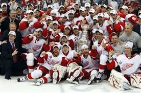 STORIES � Red Wings win Game 6