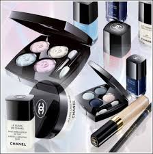 انواع المكياجات lol Chanel-spring-makeup