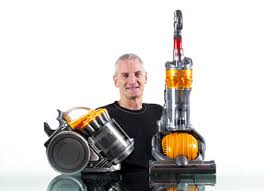 http://t2.gstatic.com/images?q=tbn:N0S-zW9QwEMnmM:http://www.design-design.fr/wp-content/uploads/2008/07/james-dyson-and-dc22-and-dc24.jpg
