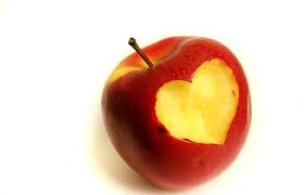 http://t2.gstatic.com/images?q=tbn:PlGqxYQdkaCAKM::img.visualizeus.com/thumbs/09/03/01/aple,heart,love,apple,apple,heart,funny,heart-97bb66fb1cbfcc5c5d69a92932792806_h.jpg&t=1&h=180&w=280&usg=__bgtGizz-0VgfI75TvbexLwAAXtk=