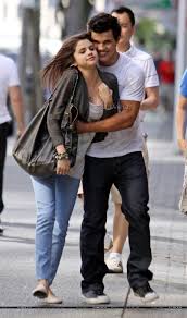 selena-gomez-taylor-lautner-