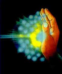 http://t2.gstatic.com/images?q=tbn:YhDeJDUkSJDAgM:http://pranicagriculture.com/phukorg/images/hand_projecting_prana_energy_pranic_healing_chakra_therapy.jpg