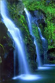 على.الطبيعة.كل.شي.جميل Beautiful-waterfalls-paradise