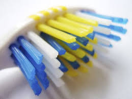 Buenos hábitos en nuestros hijos, hará en el futuro chicos sanos bien verde como reciclar cepillos dientes 460x345 la Buenos hábitos en nuestros hijos, hará en el futuro chicos sanos