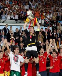 NEW CHAMPION OF THE WORLD!!!! Espana-campeon-eurocopa-08