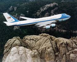 File:Air Force One over Mt.