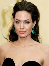 Angelina Jolie no clothes