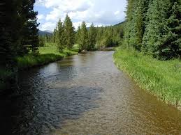 http://t2.gstatic.com/images?q=tbn:xrUuBO0wS4dPBM:http://www.jessstryker.com/national-parks/rocky-mountains/images/ColoradoRiver1.jpg