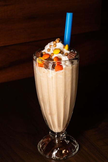 Bourbon & Burger by null