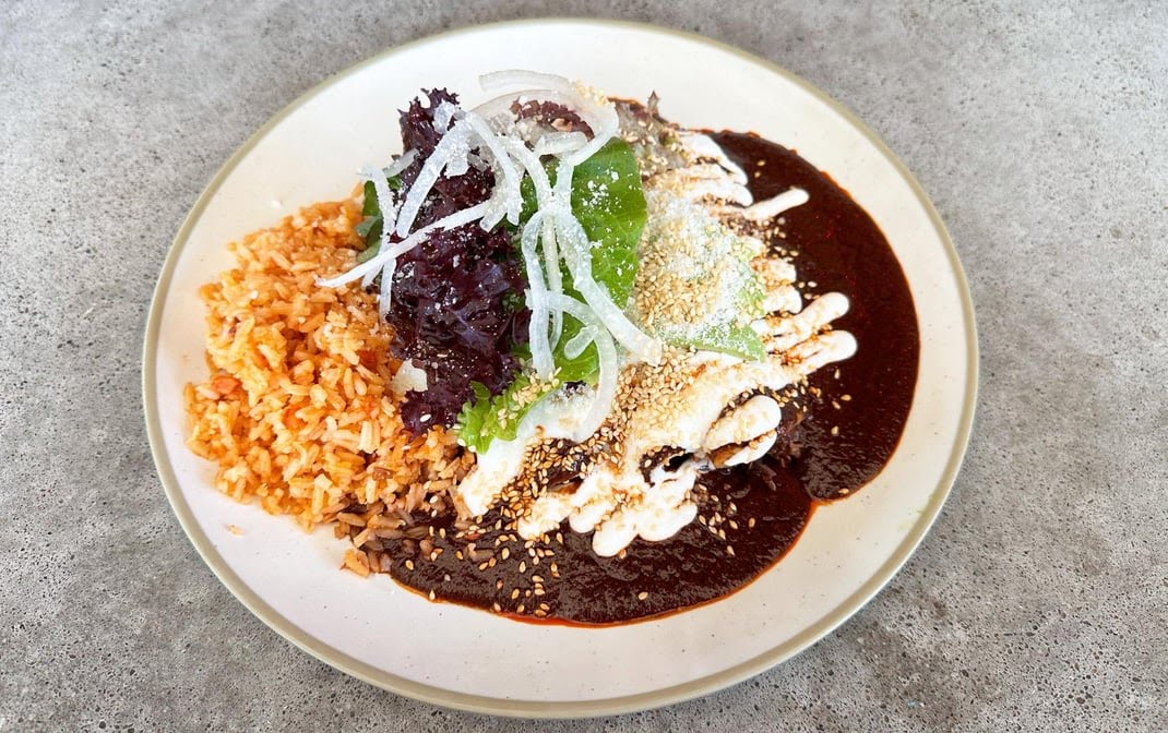 NIDO's BackYard by null